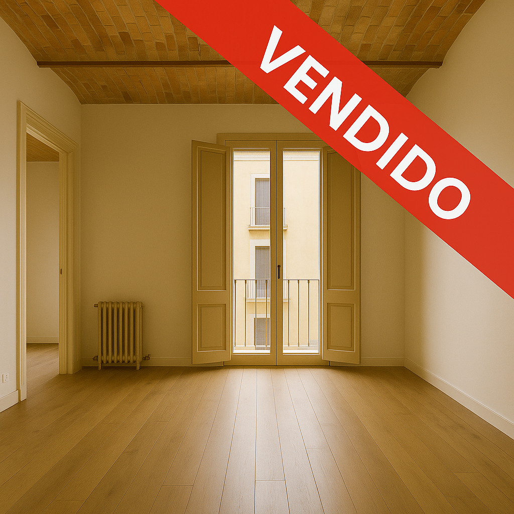 PV202 Venta de Piso de 65 m2, 1 habitación y salón exterior en Clot (350.000€)