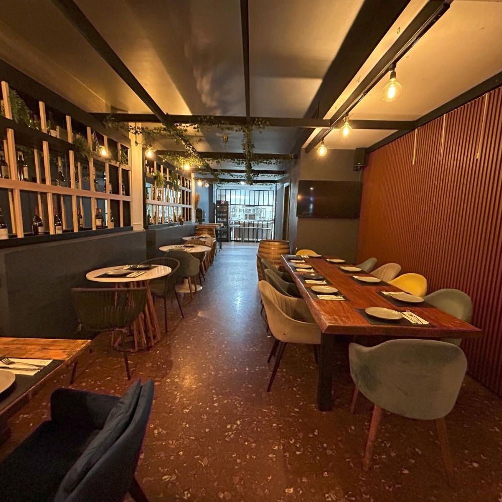 Ref. 111 Traspaso de Restaurante C3 en l'Antiga Esquerra de l'Eixample