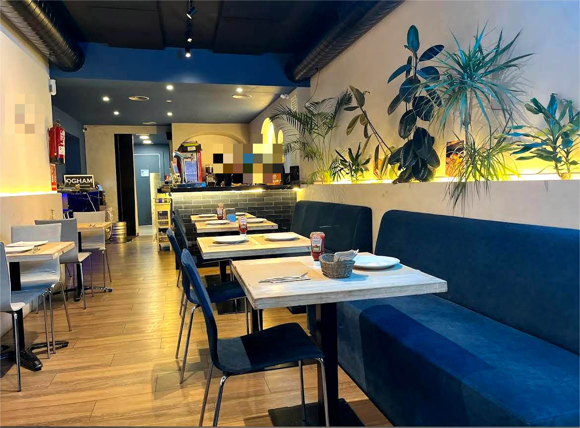 Ref. 119 TRASPASO de restaurante con licencia C2 mixta y salida de humos en El Camp de l'Arpa del Clot 