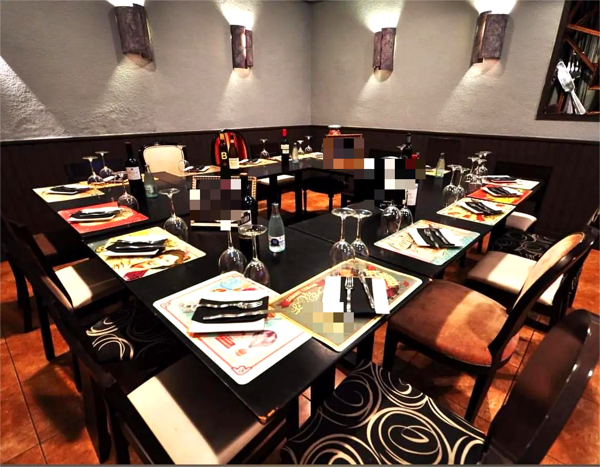 Ref.128 Traspaso de Restaurante con licencia C3 y Terraza en Carrer de Girona