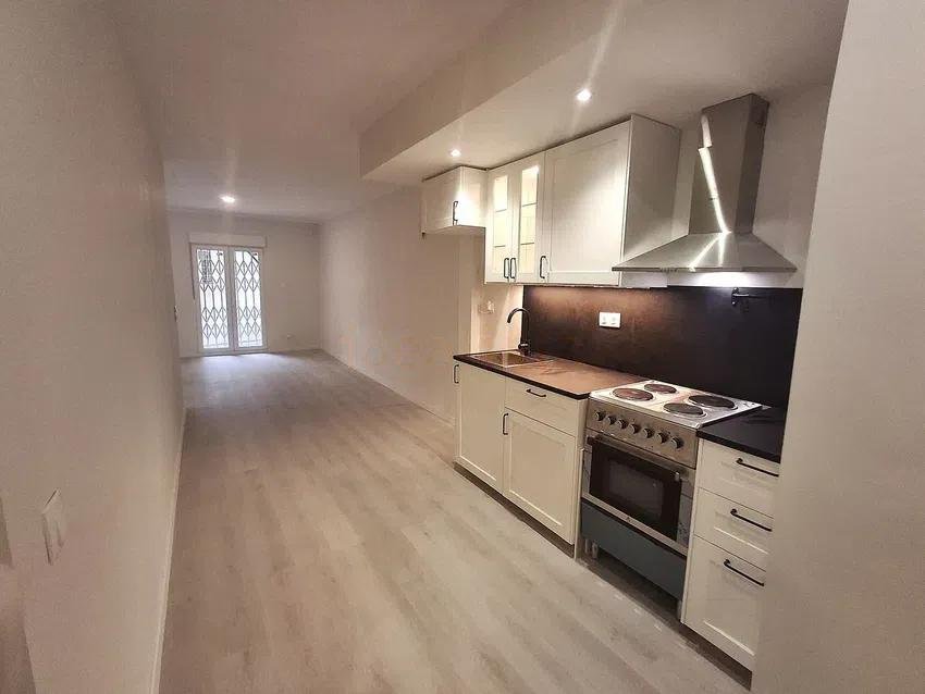 Ref. PV207 Venta de Luminoso piso exterior en Verdun, Nou Barris